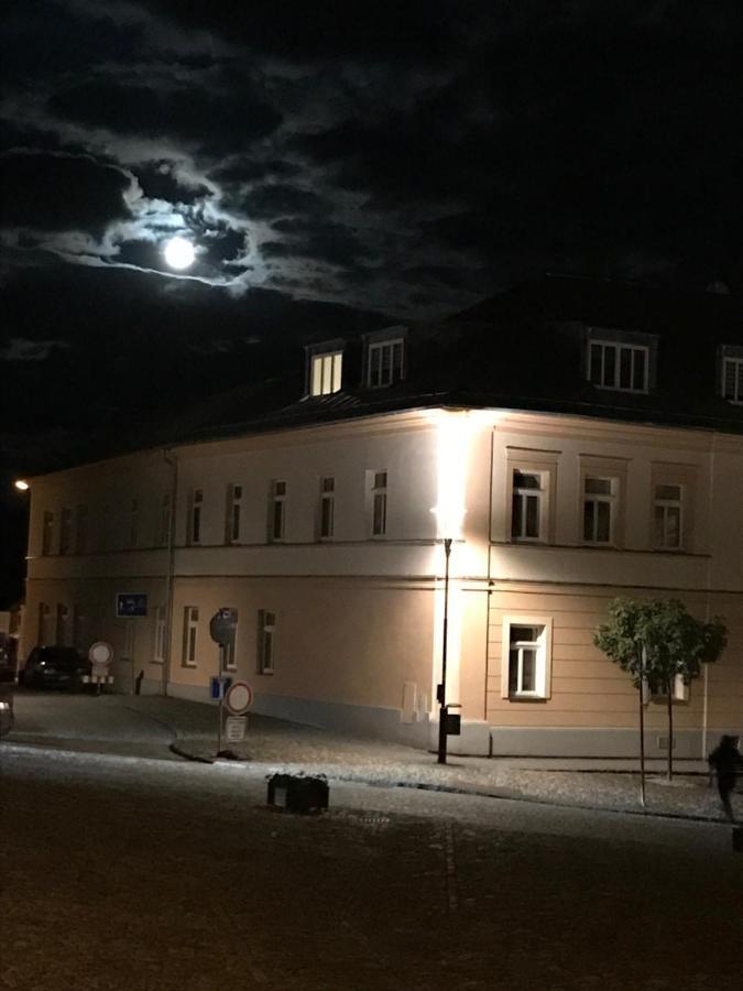 Na Namesti * Kasperske Hory